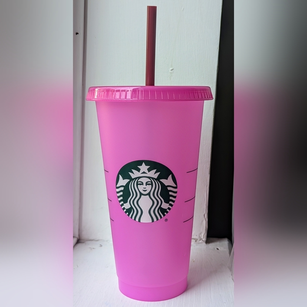 Starbucks 24 oz cold cup with lid and straw